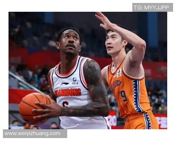 马尚布鲁克斯：从NBA新星到中国篮球的璀璨之路与未来展望